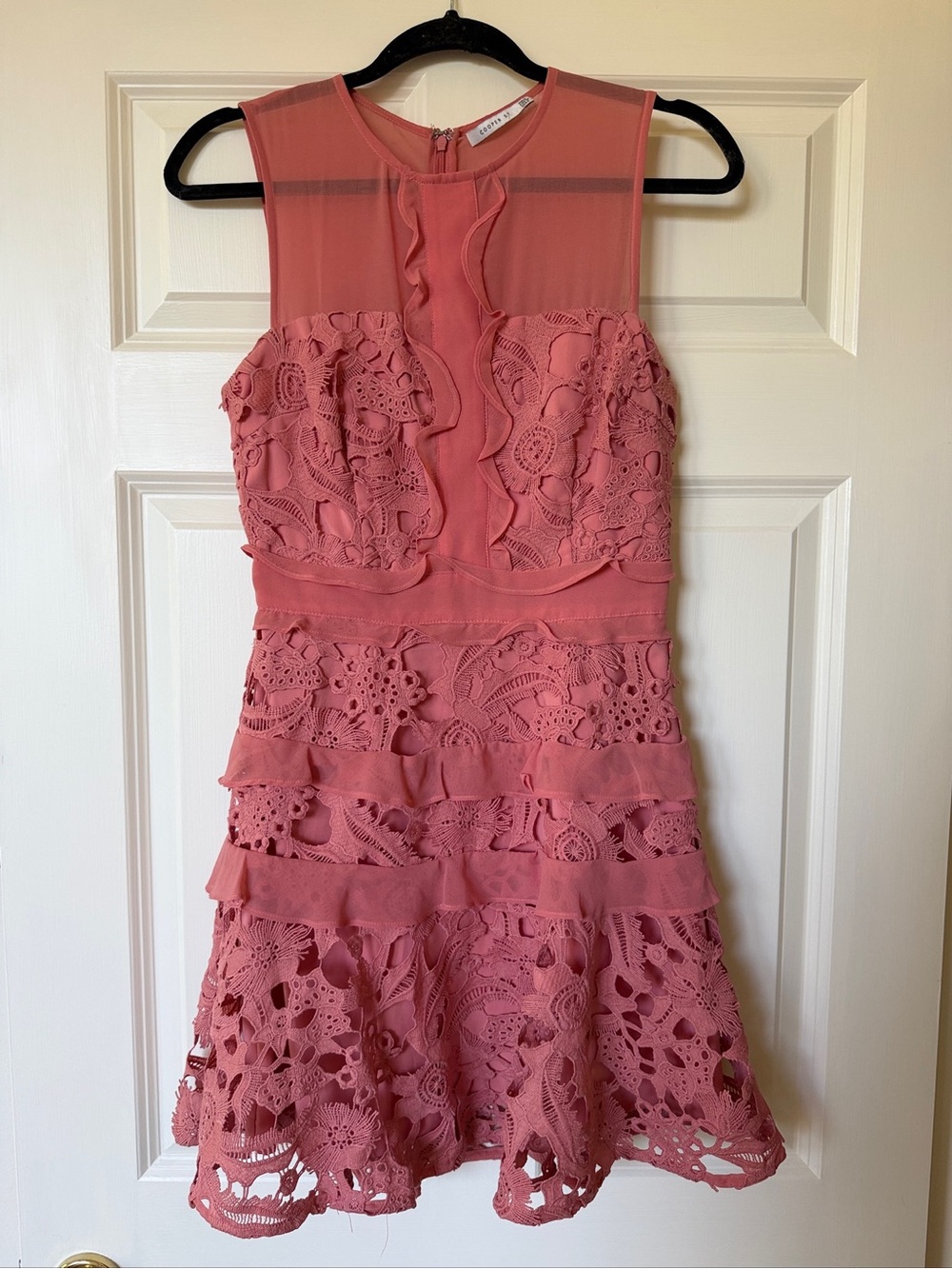 Cooper Street Lacy Tiered Sleeveless Dress in Dusty Rose